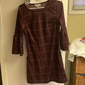 Quarter sleeve dress